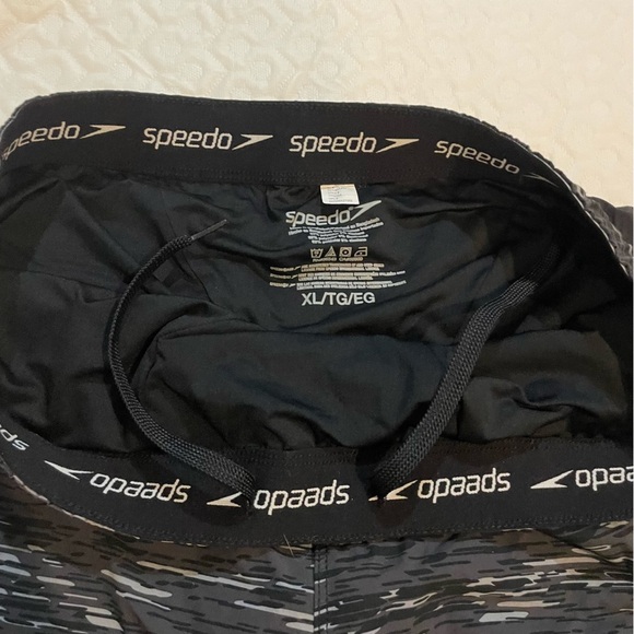 Speedo Swim Trunks Men’s XL Black and Gray Compression Lining Swim Pool Beach - Picture 4 of 11